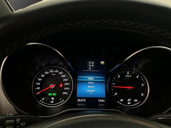 Mercedes-Benz V300 d 22 of 30