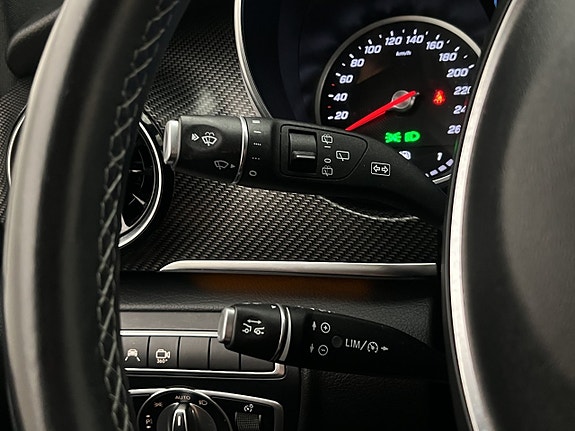 Mercedes-Benz V300 d 20 of 30