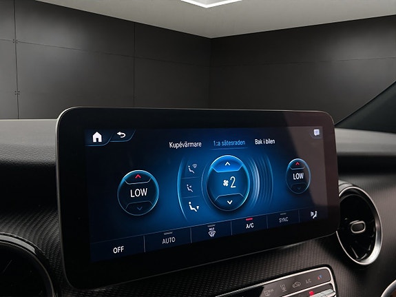 Mercedes-Benz V300 d 27 of 30