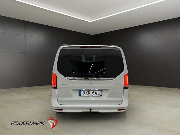 Mercedes-Benz V300 d 8 of 30