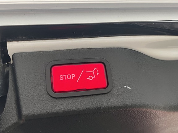 Mercedes-Benz V300 d 16 of 30