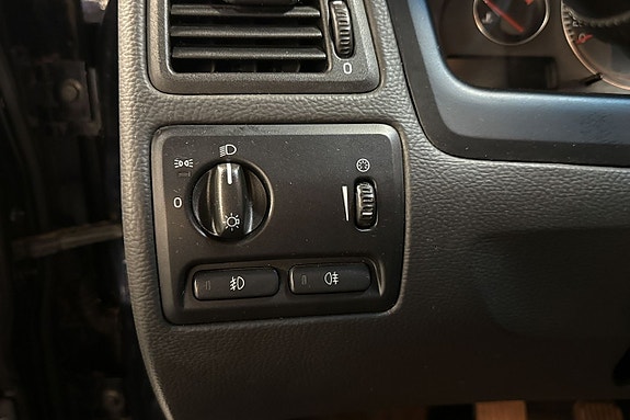 Volvo V70 16 of 23