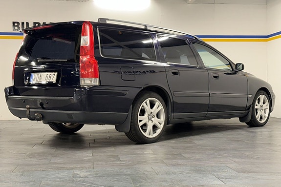 Volvo V70 7 of 23