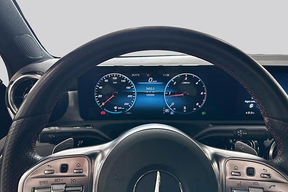 Mercedes-Benz A200 d 10 of 14