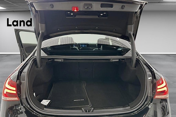 Mercedes-Benz A200 d 14 of 14