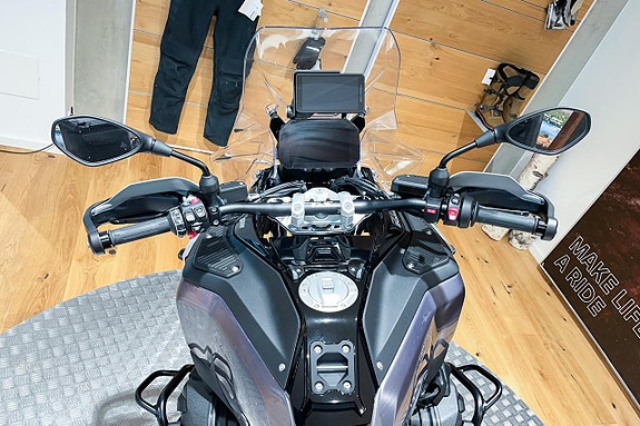 BMW R 1300 GSA | Adaptive vehicle height COMFORT | Sidoväskor 5 of 5
