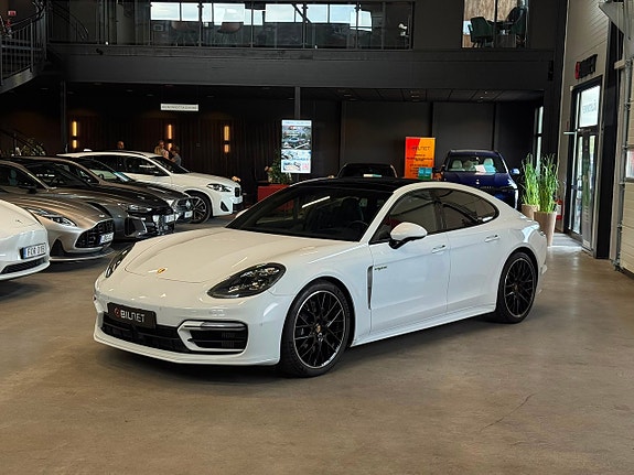 Porsche Panamera 4 22 of 24