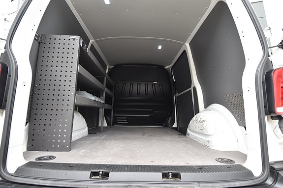 Volkswagen Transporter 11 of 23