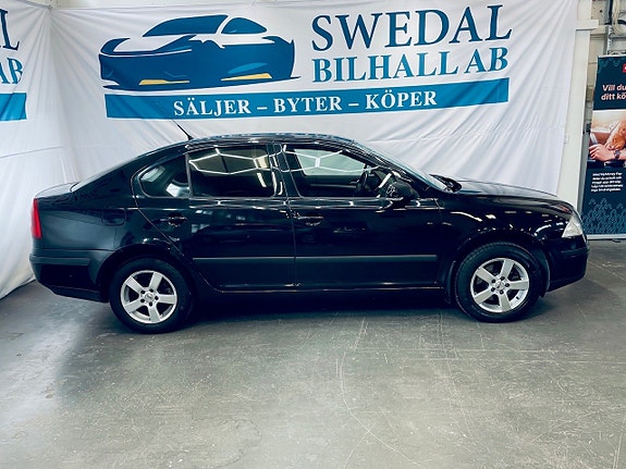 Skoda Octavia 3 of 5