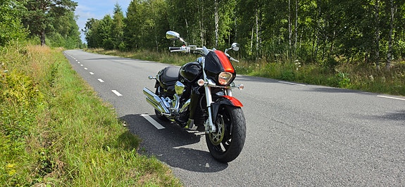 Suzuki VZR1800 Intruder 3 of 5