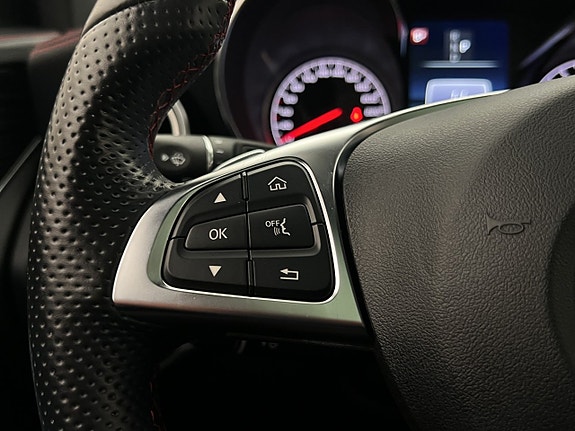 Mercedes-Benz GLC43 17 of 30