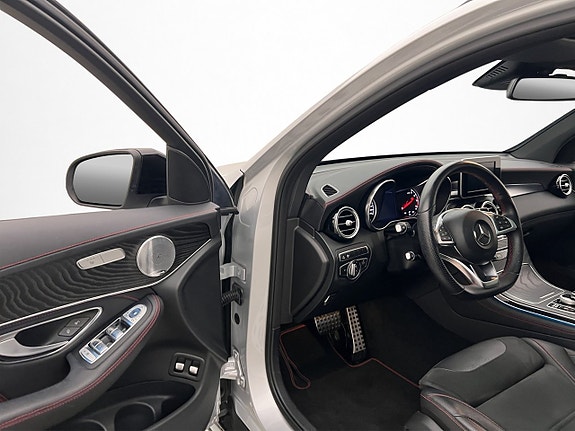 Mercedes-Benz GLC43 11 of 30