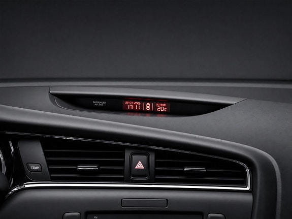 Kia Ceed 13 of 19