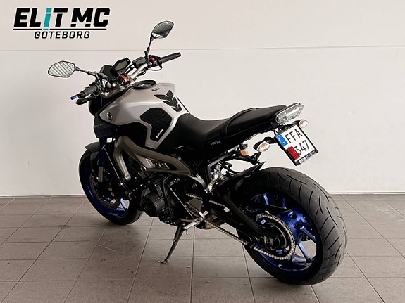 Yamaha MT-09 | Helsystem Akrapovic | Värmehandtag 10 of 21