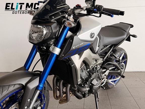 Yamaha MT-09 | Helsystem Akrapovic | Värmehandtag 17 of 21