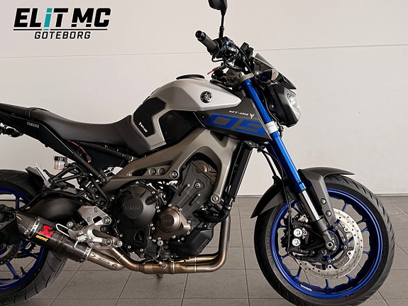 Yamaha MT-09 | Helsystem Akrapovic | Värmehandtag 5 of 21