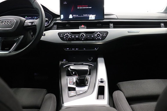 Audi A4 16 of 29