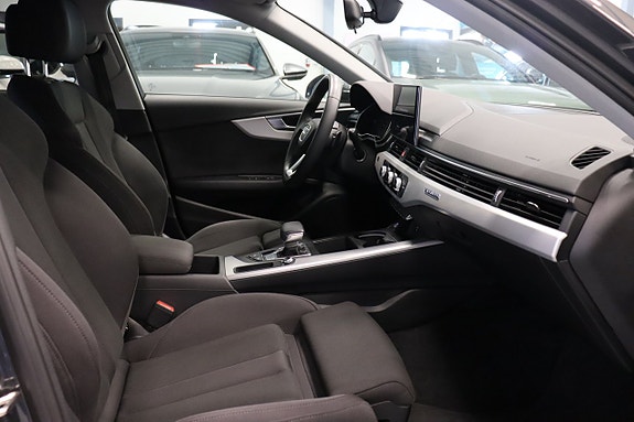 Audi A4 11 of 29