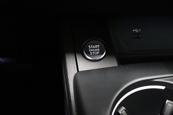 Audi A4 24 of 29