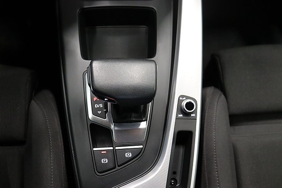 Audi A4 25 of 29
