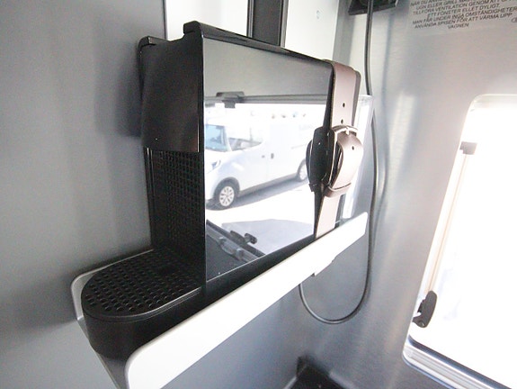 Adria Sonic Supreme 700 SL Automat (180 Hk) Nyskick 10 of 18