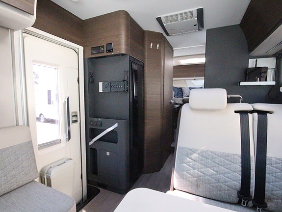 Adria Sonic Supreme 700 SL Automat (180 Hk) Nyskick 7 of 18