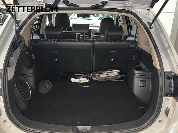 Mitsubishi Outlander 7 of 18