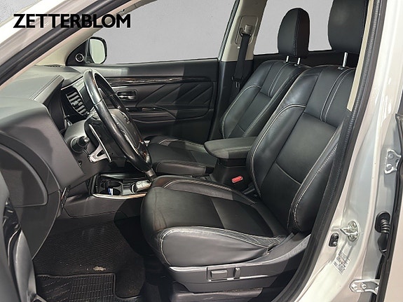 Mitsubishi Outlander 8 of 18