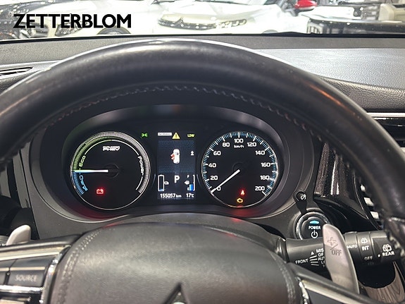 Mitsubishi Outlander 12 of 18