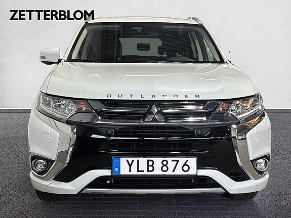 Mitsubishi Outlander 6 of 18