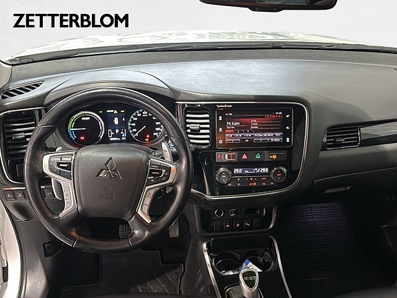 Mitsubishi Outlander 11 of 18