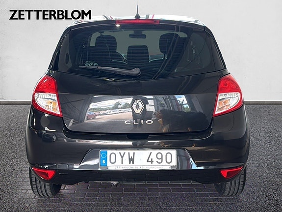 Renault Clio 4 of 15