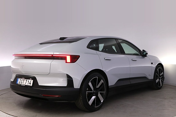 Polestar 4 5 of 5