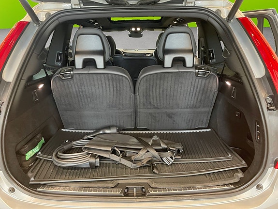 Volvo XC90 19 of 26