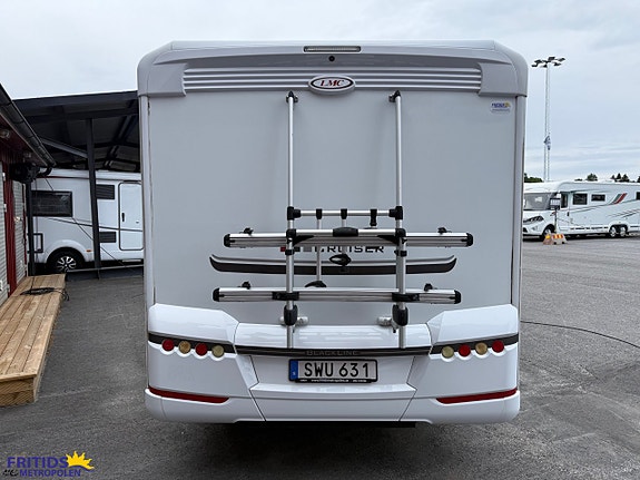 LMC T 712 Cruiser Black Line ALDE-Automat-148Hk 3 of 18