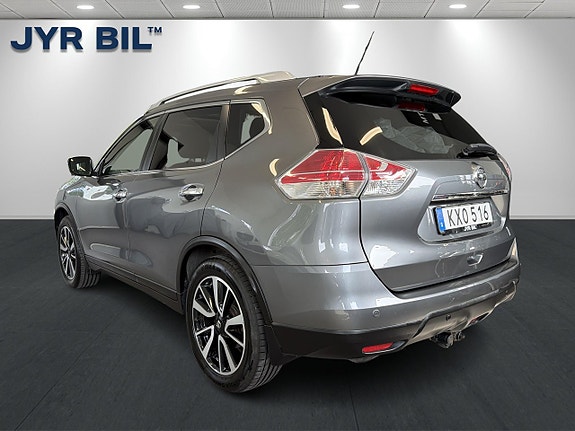 Nissan X-Trail 5 of 5