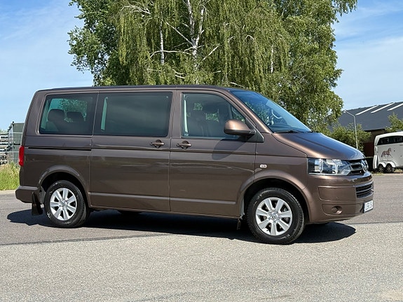 Volkswagen Multivan 5 of 5
