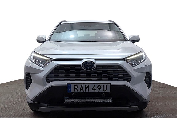 Toyota RAV4 3 of 5