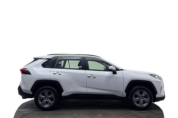 Toyota RAV4 5 of 5