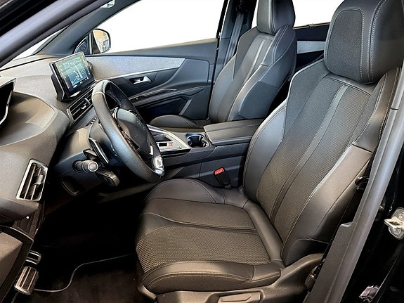 Peugeot 5008 4 of 5