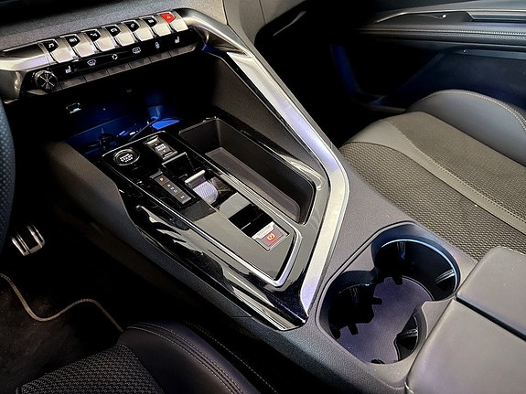 Peugeot 5008 12 of 17