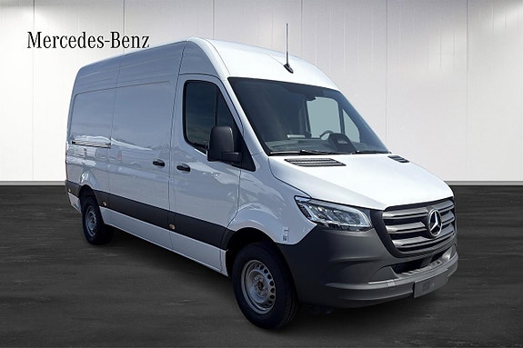 Mercedes-Benz Sprinter 317 2 of 5