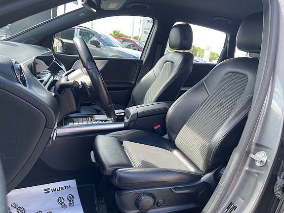 Mercedes-Benz B180 11 of 29