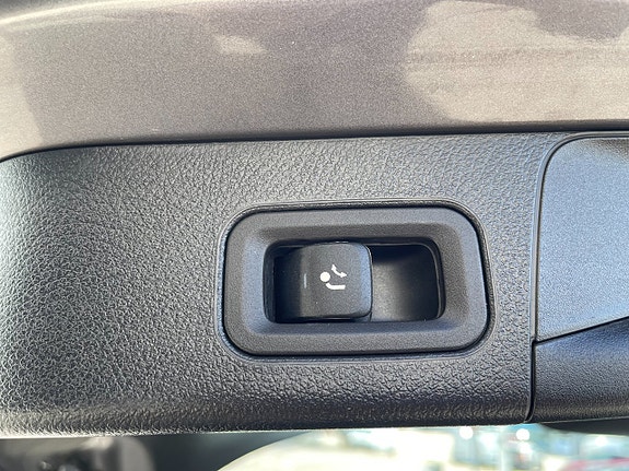 Mercedes-Benz B180 18 of 29