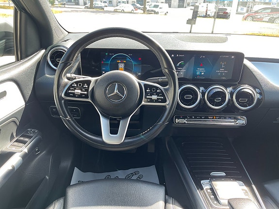 Mercedes-Benz B180 15 of 29