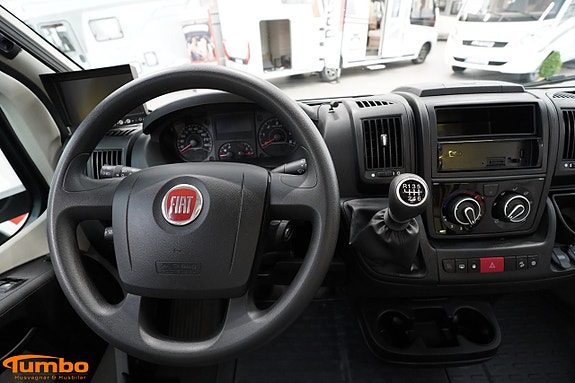 Pilote P740C 20 of 21
