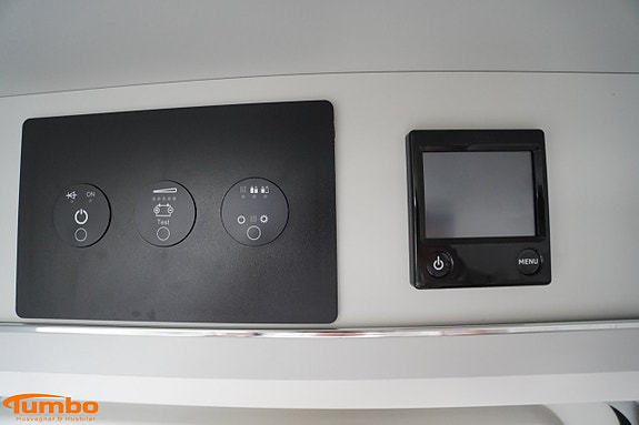 Bürstner 540 Averso Harmony Line, Alde 15 of 19