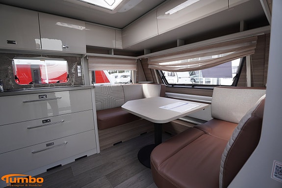 Bürstner 540 Averso Harmony Line, Alde 2 of 19