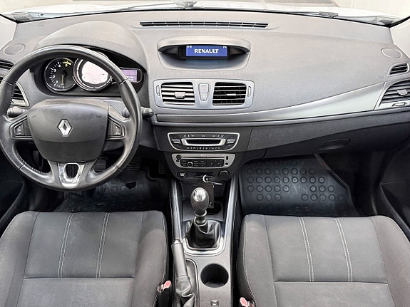 Renault Megane 2 of 5