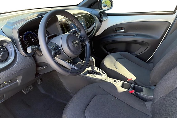 Toyota Aygo X 7 of 10